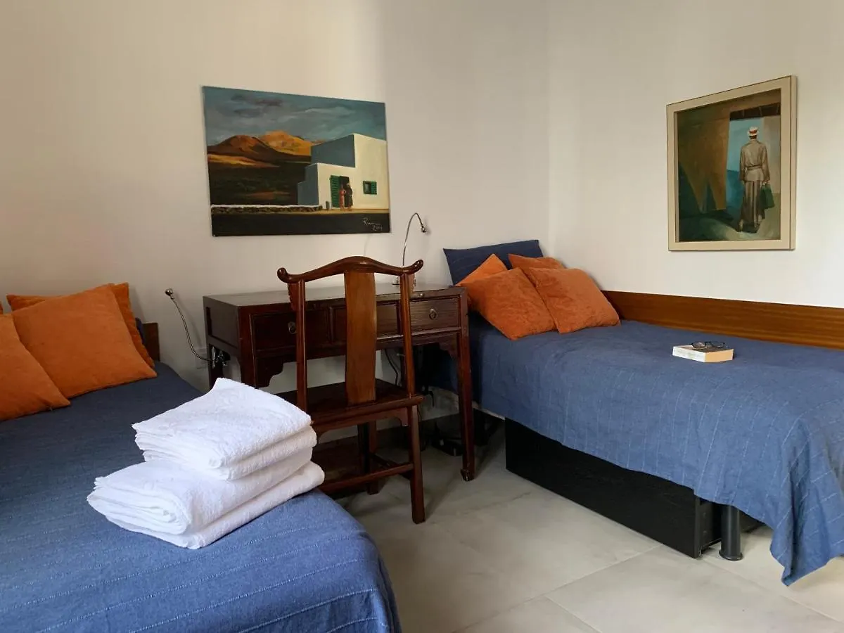 Pequeño Paraíso Lanzarote, modernes Ferienhaus am Meer für 4 Playa Honda