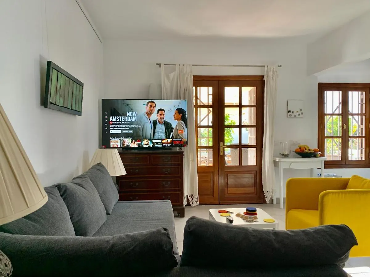 Сasa de vacaciones Pequeño Paraíso Lanzarote, modernes Ferienhaus am Meer für 4 Playa Honda